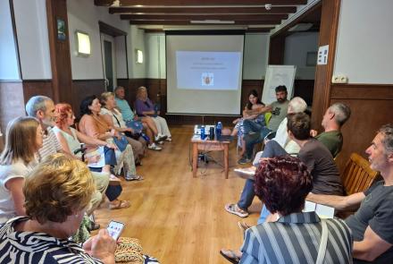 Encuentro con familiares.