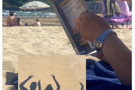 EN VERANO A LA PLAYA.